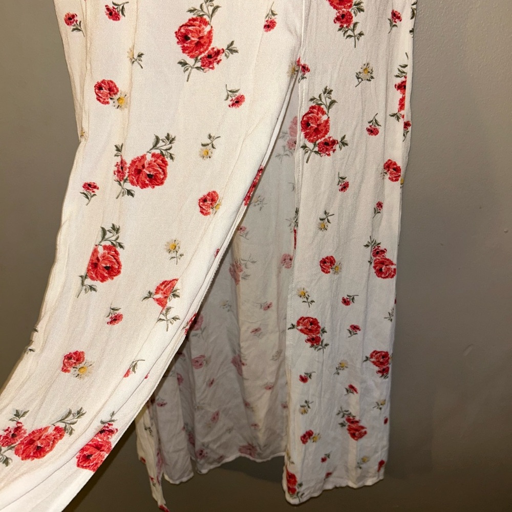 Lottie Moss Skirt - white/red floral slit front maxi length spring/summer - Picture 4 of 11
